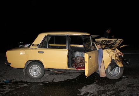 Автокататсрофа на Аскизском тракте. Фото пресс-службы УГИБДД по Хакасии